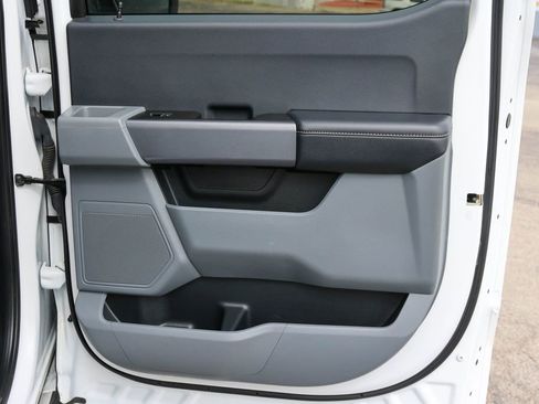 Used 2022 Ford F150 XLT w/ XTR Package image 17