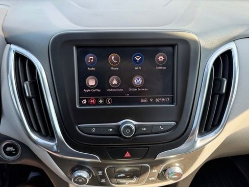 Certified 2021 Chevrolet Equinox LS w/ LS Convenience Package FWD image 20