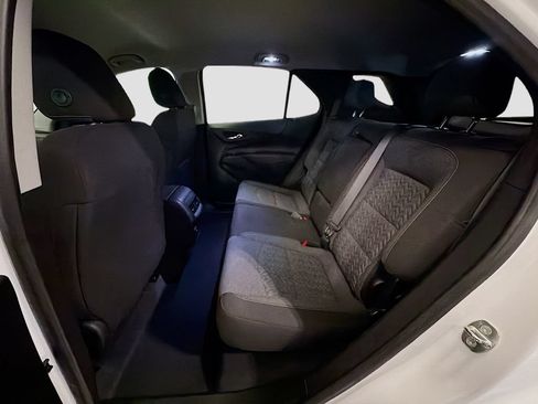 Used 2022 Chevrolet Equinox LT FWD image 24