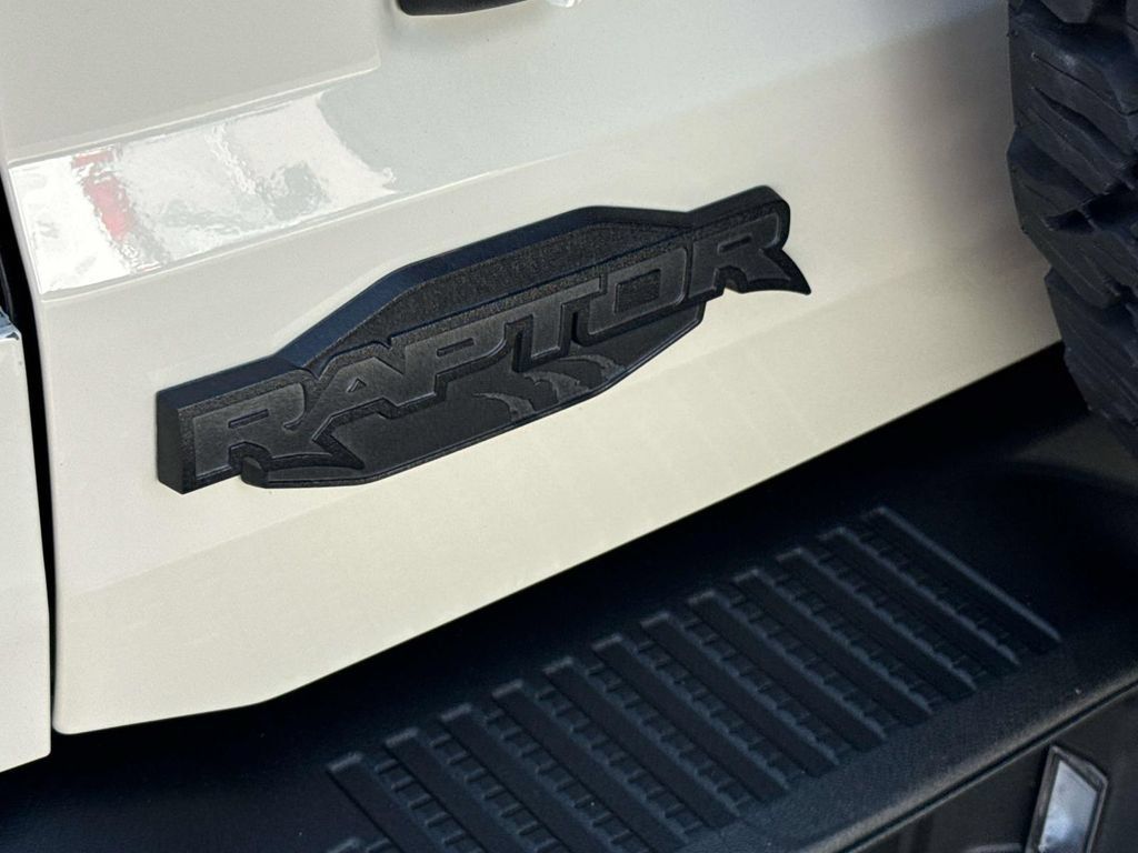 Certified 2025 Ford Bronco Raptor AWD/4WD image 6
