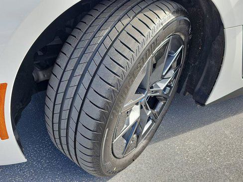 Certified 2023 BMW i4 eDrive40 image 33