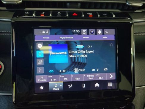 New 2025 Jeep Grand Cherokee Limited image 16