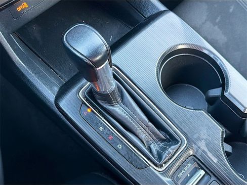 Used 2023 Honda Civic Sport image 16