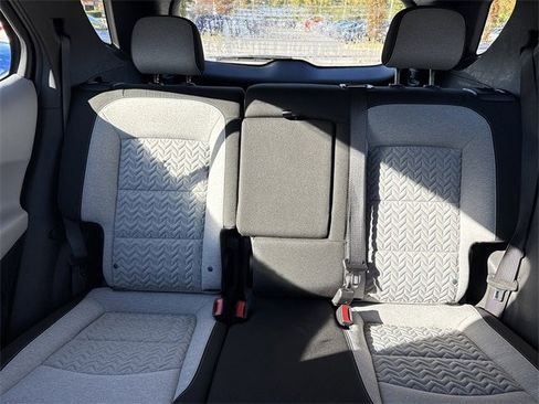 Used 2022 Chevrolet Equinox LS image 36