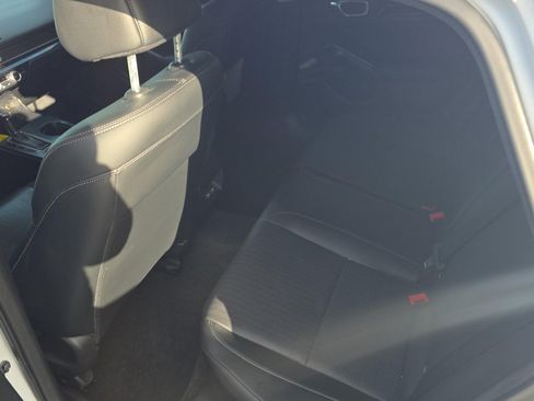 Used 2022 Honda Civic Touring image 10