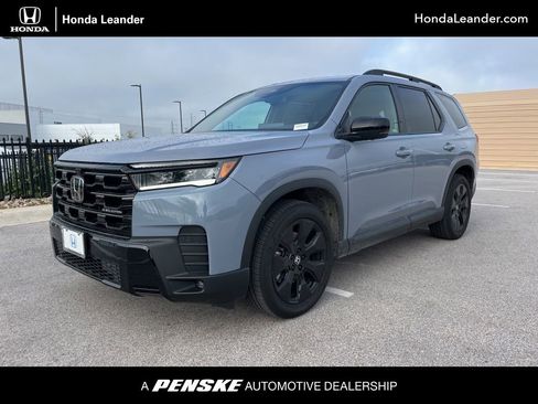 Certified 2026 Honda Pilot Black Edition image 1