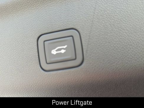 New 2026 GMC Yukon XL AT4 Ultimate w/ LPO, Floor Liner Package AWD/4WD image 8