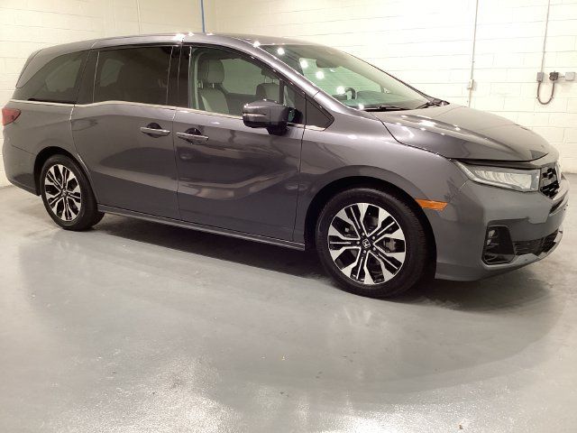 Certified 2025 Honda Odyssey Elite image 8