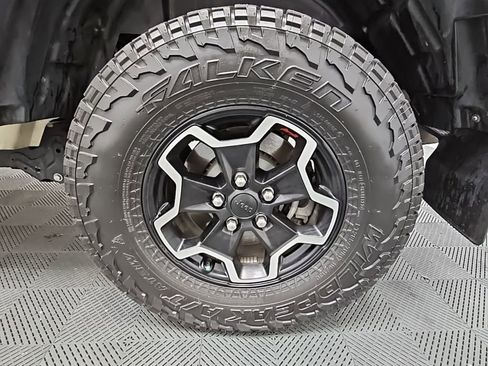 Used 2022 Jeep Gladiator Rubicon w/ Cold Weather Group image 40