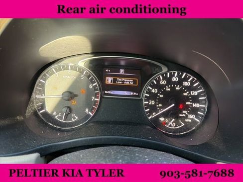 Used 2016 Nissan Pathfinder SL w/ SL Tech Package image 18