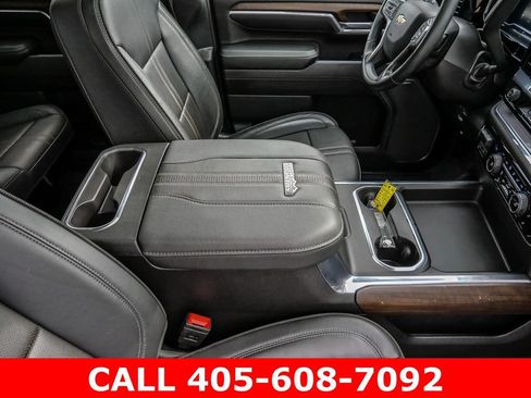 Certified 2025 Chevrolet Silverado 2500 High Country w/ High Country Premium Package AWD/4WD image 19