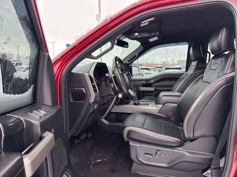 Used 2018 Ford F150 Raptor w/ Equipment Group 801A Mid image 12