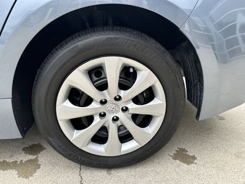 Used 2025 Toyota Corolla LE image 34