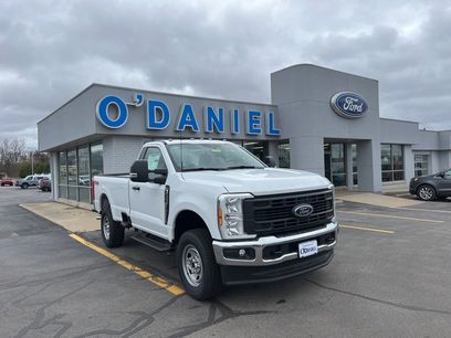 New 2025 Ford F350 XL w/ FX4 Off-Road Package