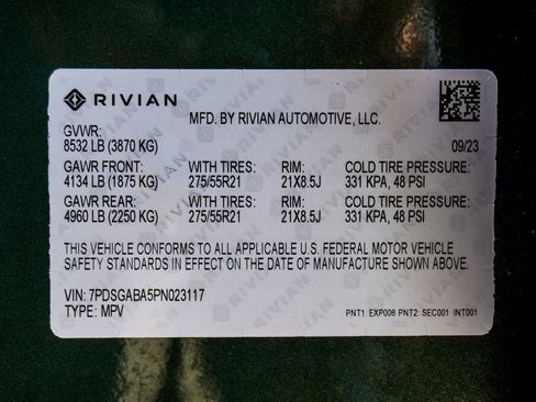 Used 2023 Rivian R1S Adventure image 42