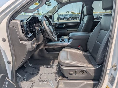 Used 2024 Chevrolet Silverado 2500 LTZ w/ LTZ Convenience Package AWD/4WD image 14