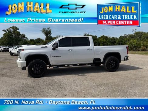 Used 2021 Chevrolet Silverado 2500 High Country w/ Z71 Off-Road Package AWD/4WD image 4