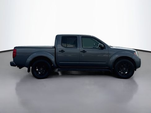 Used 2018 Nissan Frontier SV w/ Value Truck Package AWD/4WD image 8