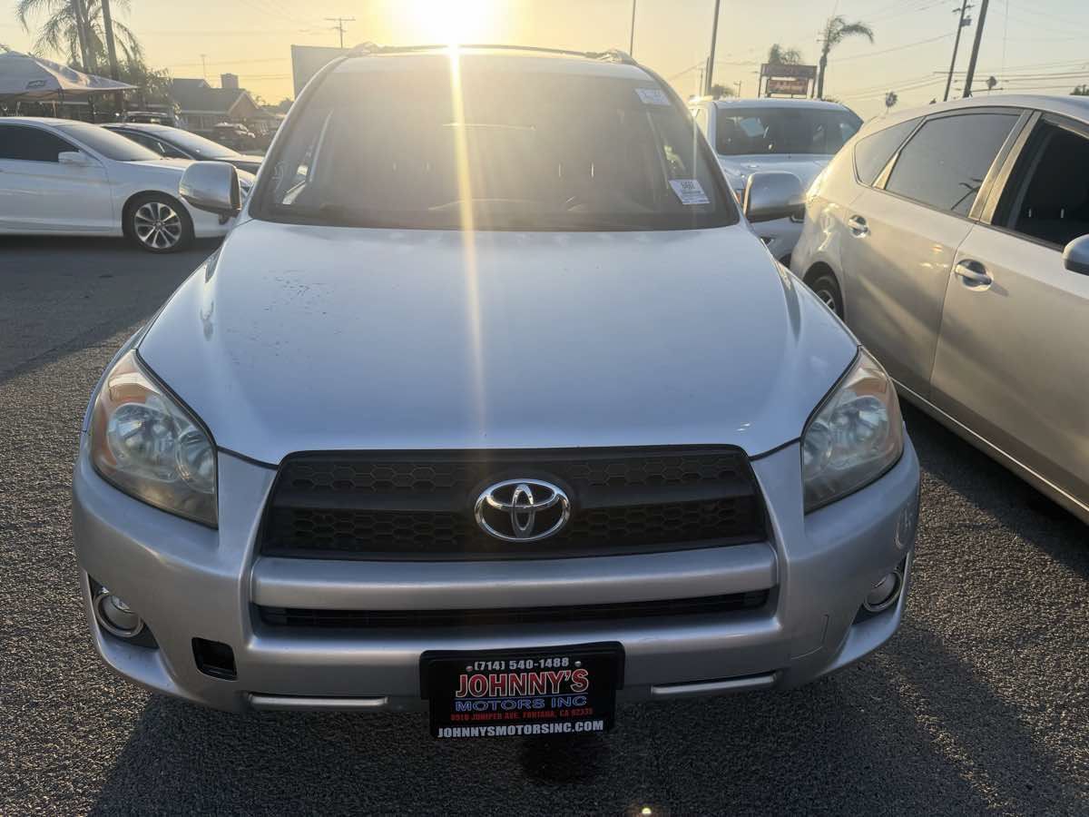 Used 2012 Toyota RAV4 Sport w/ Appearance Pkg FWD image 7