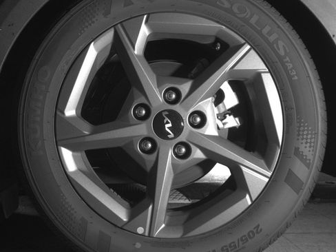 Used 2025 Kia K4 image 11