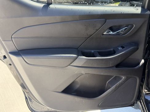 Used 2019 Chevrolet Traverse LT w/ LT Premium Package FWD image 21