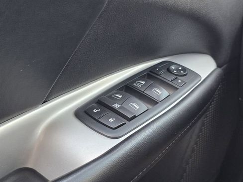 Used 2020 Dodge Journey SE w/ Blacktop Package FWD image 15