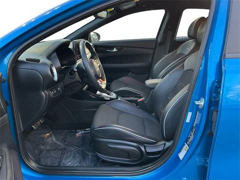 Used 2023 Kia Forte GT-Line image 10