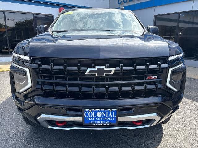 Used 2026 Chevrolet Suburban Z71 AWD/4WD image 2