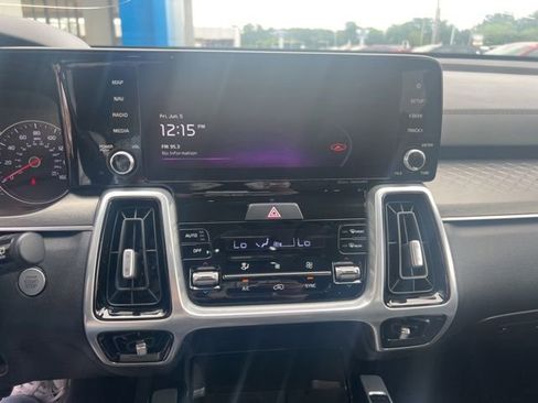 Used 2022 Kia Sorento SX FWD image 22