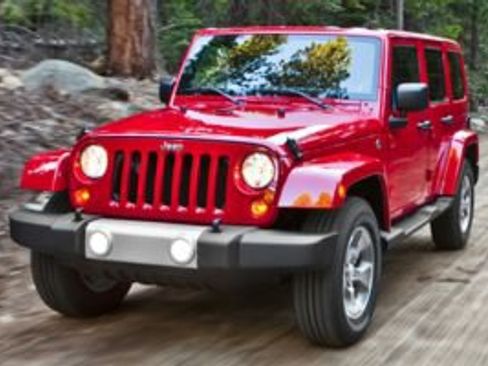 Used 2014 Jeep Wrangler Unlimited Sahara w/ Connectivity Group AWD/4WD image 1