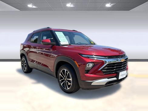 Used 2024 Chevrolet TrailBlazer LT w/ Driver Confidence Package FWD image 7