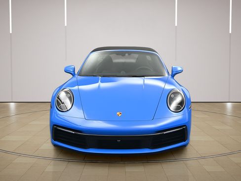 Certified 2022 Porsche 911 Targa 4S AWD/4WD image 31