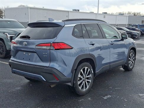 Certified 2023 Toyota Corolla Cross XLE w/ Convenience Package image 4