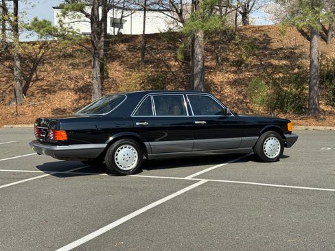 Used 1990 Mercedes-Benz 560 SEL image 13