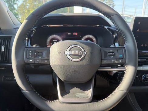 New 2026 Nissan Pathfinder SL w/ SL Premium Package FWD image 22