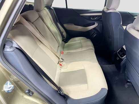 Used 2025 Subaru Outback Premium w/ Popular Package #1A AWD/4WD image 28