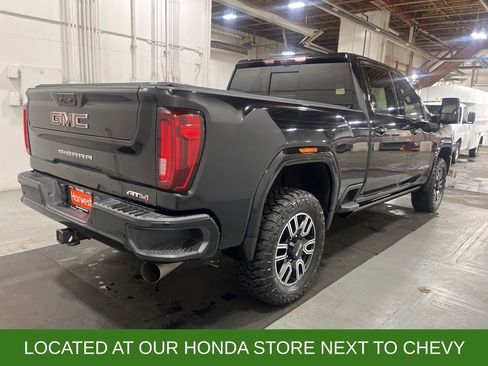 Used 2023 GMC Sierra 3500 AT4 w/ AT4 Premium Plus Package image 7