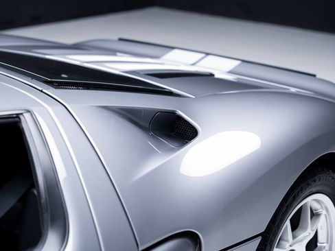 Used 2006 Ford GT image 28