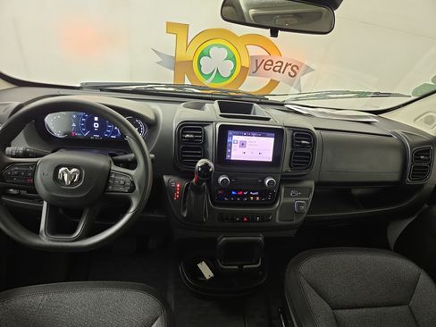 Used 2025 RAM ProMaster 2500 w/ U-Haul Equipment Group FWD image 15