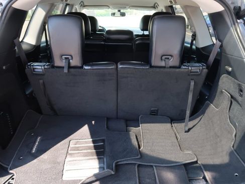 Used 2020 Nissan Pathfinder SL FWD image 13