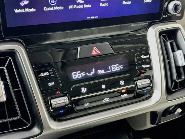 Certified 2023 Kia Sorento X-Line EX AWD/4WD image 16