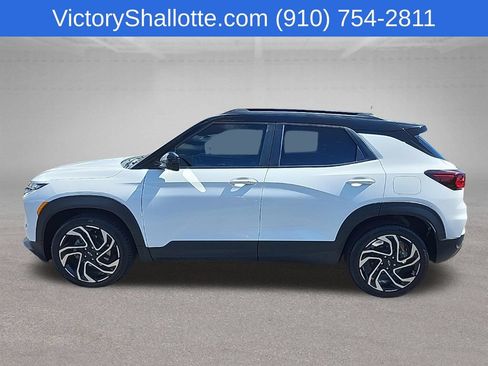 Used 2024 Chevrolet TrailBlazer RS w/ Driver Confidence Package FWD image 16