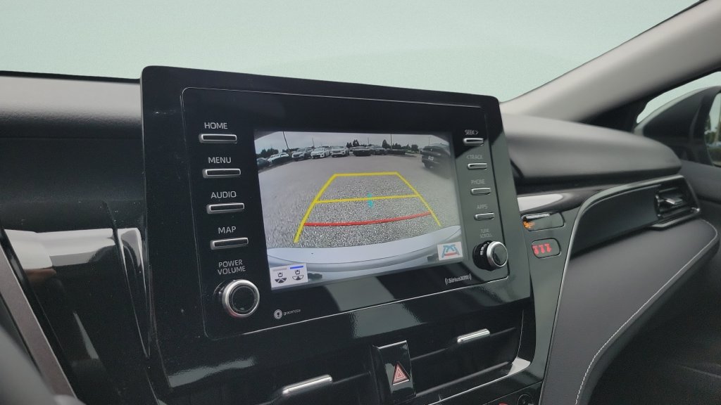 Used 2024 Toyota Camry SE FWD image 17
