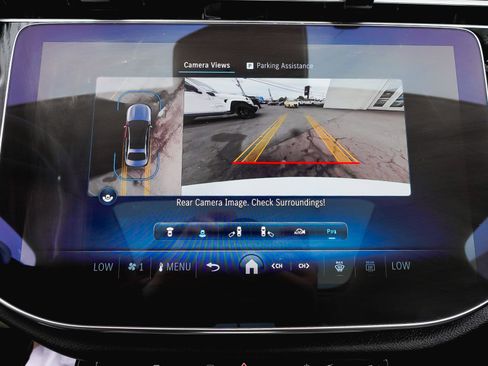 Used 2025 Mercedes-Benz E 350 4MATIC Sedan image 24