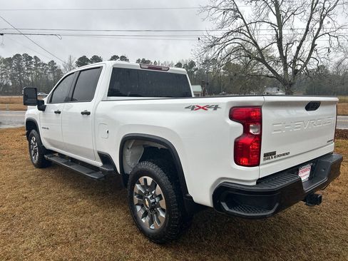Used 2023 Chevrolet Silverado 2500 Custom w/ Custom Convenience Package image 14