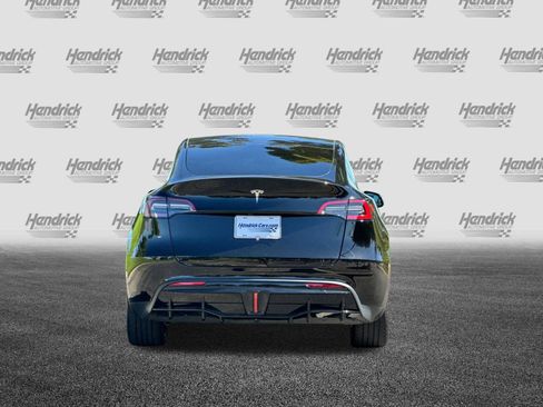 Used 2023 Tesla Model Y Long Range image 6