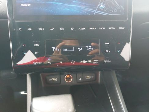 Used 2023 Hyundai Santa Cruz SEL Premium AWD/4WD image 22