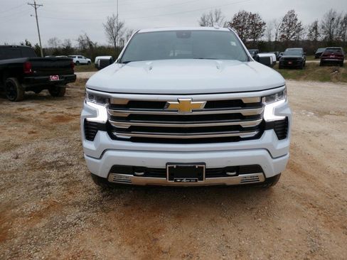 New 2026 Chevrolet Silverado 1500 High Country image 9