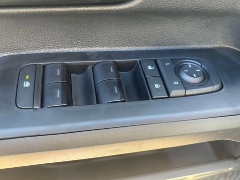 New 2026 Toyota Tacoma SR5 image 7