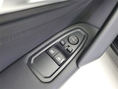 Used 2025 BMW Z4 sDrive30i image 16